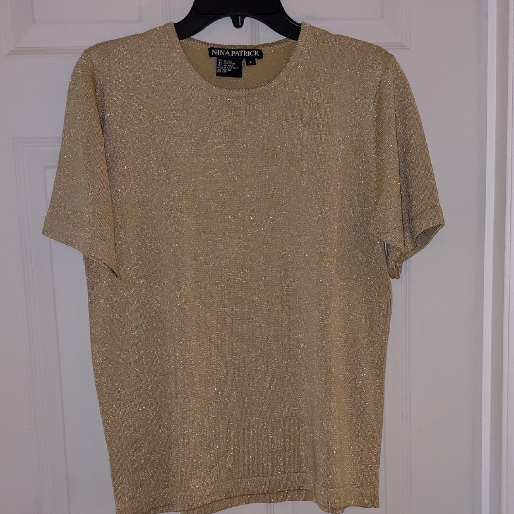 EUC Nina Patrick Metallic Gold Short Sleeve Top, Large, Round Neck, No Snags!